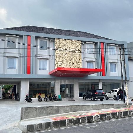 Hotel RedDoorz @ Jalan Diponegoro Lampung Bandar Lampung Esterno foto