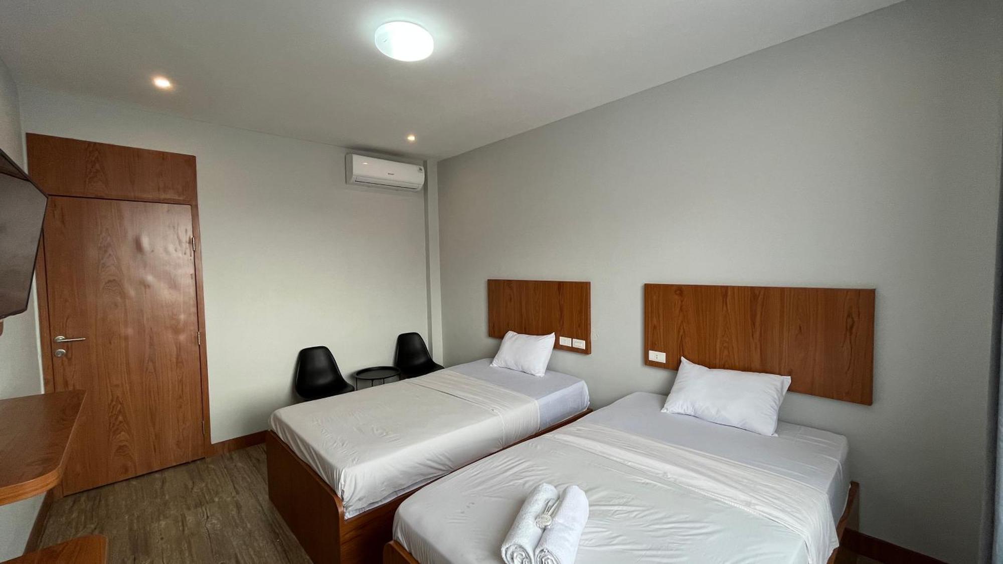 Hotel RedDoorz @ Jalan Diponegoro Lampung Bandar Lampung Esterno foto
