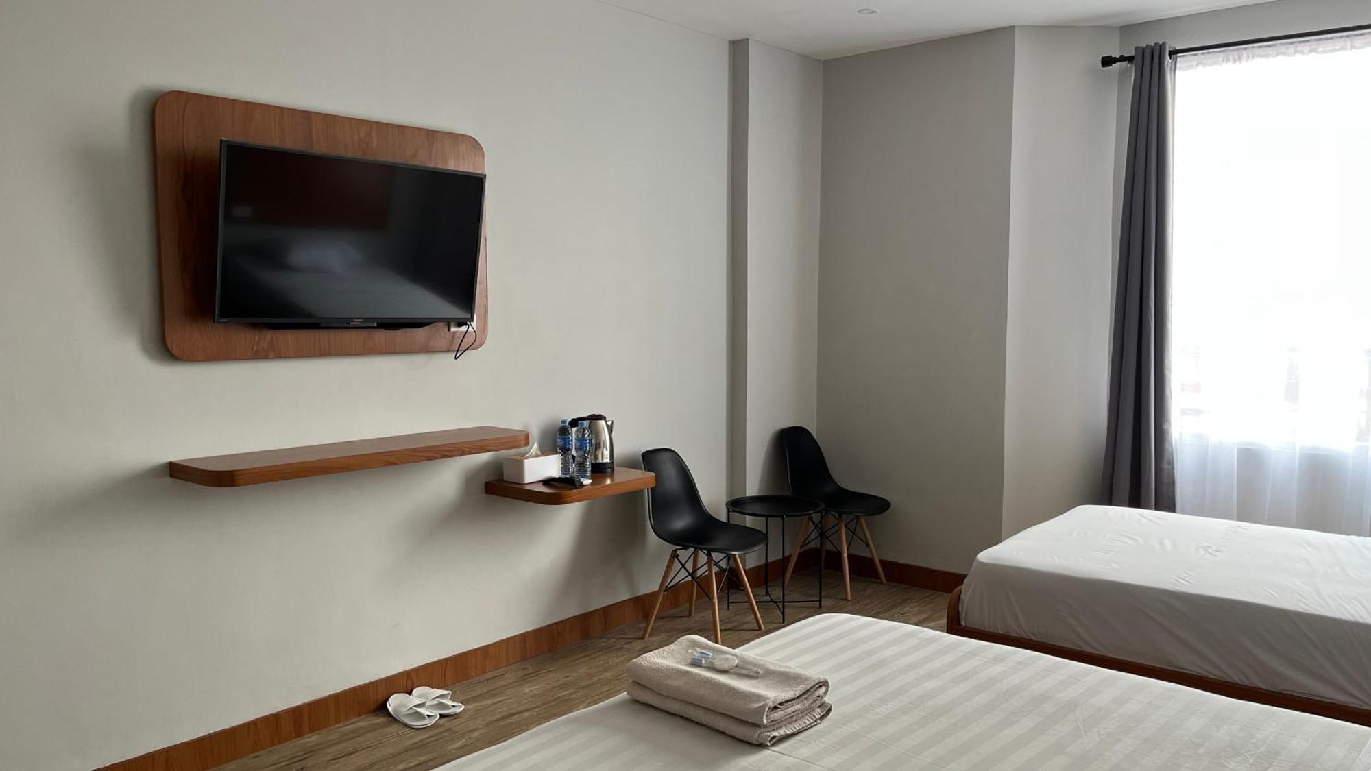 Hotel RedDoorz @ Jalan Diponegoro Lampung Bandar Lampung Esterno foto